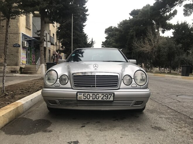 Mercedes E 240 1997, 355,000 km - 2.4 l - Sumqayıt