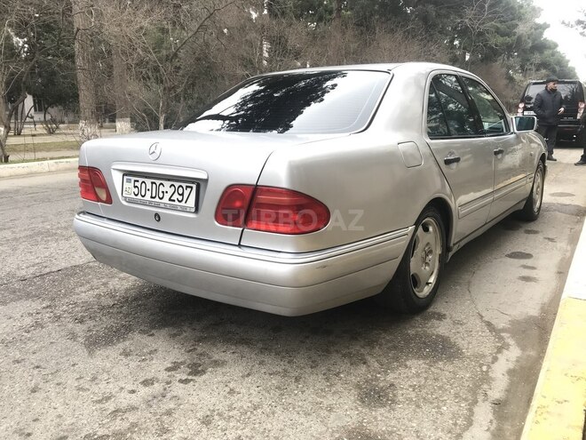 Mercedes E 240 1997, 355,000 km - 2.4 l - Sumqayıt