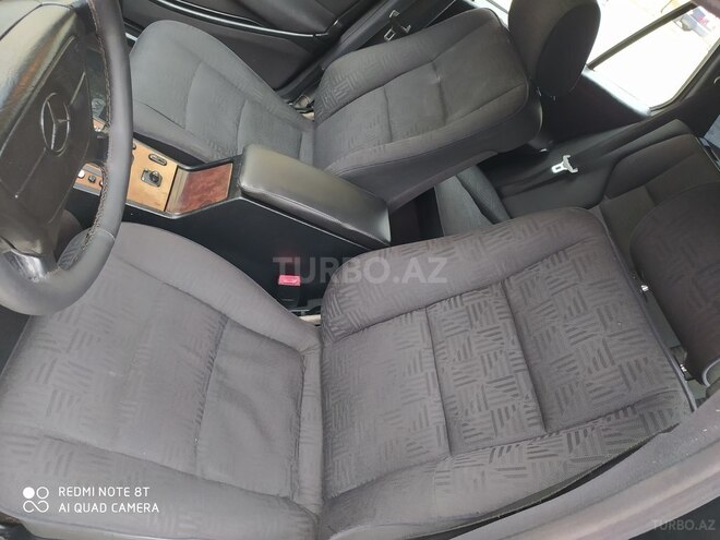 Mercedes C 220 1999, 298,000 km - 2.2 l - Sumqayıt