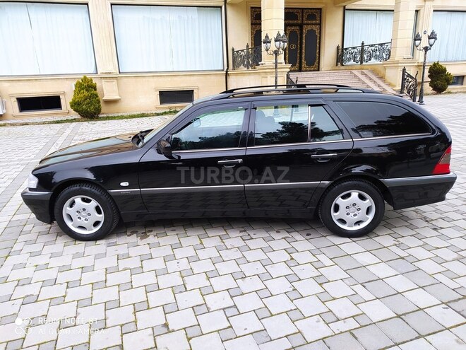Mercedes C 220 1999, 298,000 km - 2.2 l - Sumqayıt
