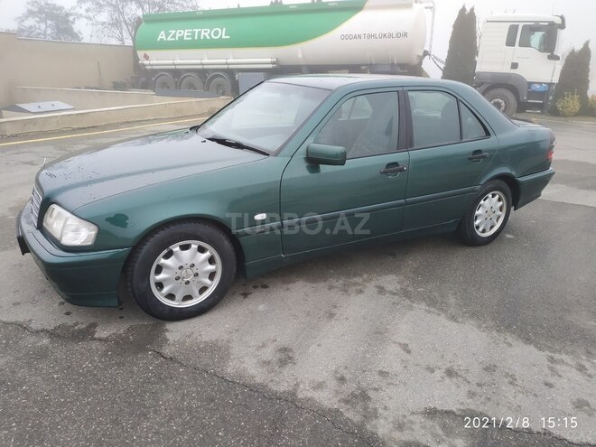Mercedes C 200 1999, 242,000 km - 2.0 l - Qusar