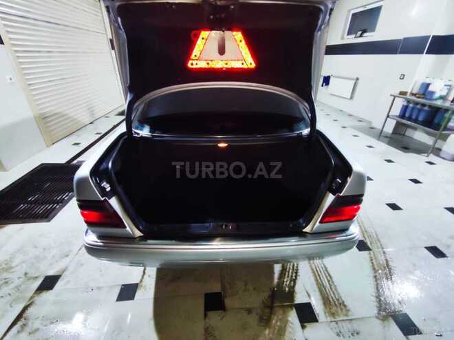 Mercedes E 220 1998, 333,000 km - 2.2 л - Quba