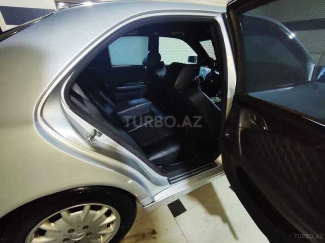 Mercedes E 220 1998, 333,000 km - 2.2 л - Quba