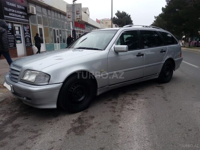 Mercedes C 180 1999, 325,000 km - 1.8 l - Sumqayıt