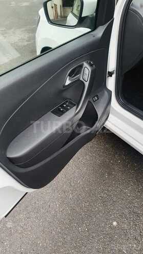 Volkswagen Polo 2013, 216,000 km - 1.6 l - Bakı