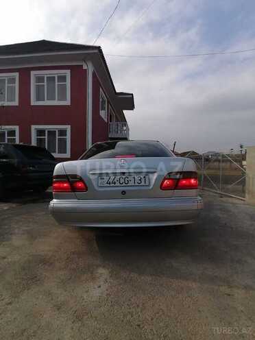 Mercedes E 270 2000, 398,000 km - 2.7 l - Masallı