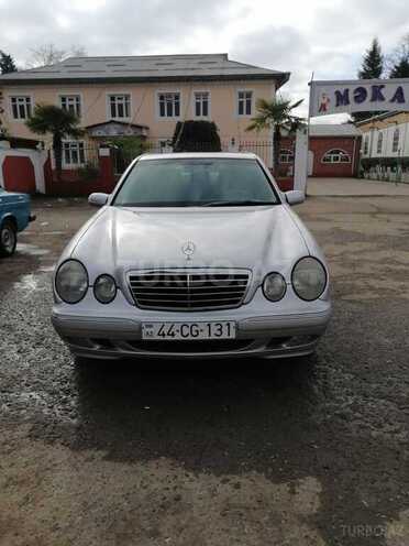 Mercedes E 270 2000, 398,000 km - 2.7 l - Masallı