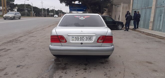 Mercedes E 240 1998, 283,212 km - 2.4 л - Bakı