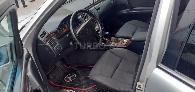 Mercedes E 240 1998, 283,212 km - 2.4 л - Bakı