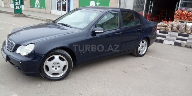 Mercedes C 200 2000, 340,000 km - 2.0 l - Ucar
