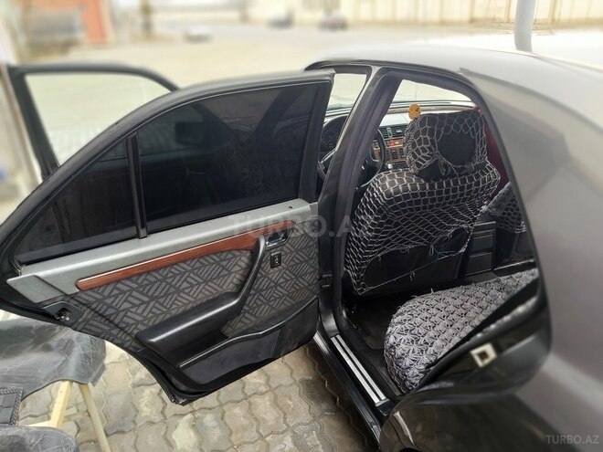 Mercedes C 220 1994, 300,000 km - 2.2 l - Gəncə