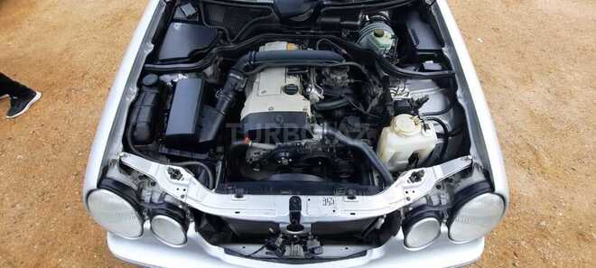 Mercedes E 200 2000, 218,000 km - 2.0 l - Bakı