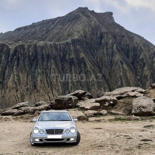 Mercedes E 200 2000, 218,000 km - 2.0 l - Bakı