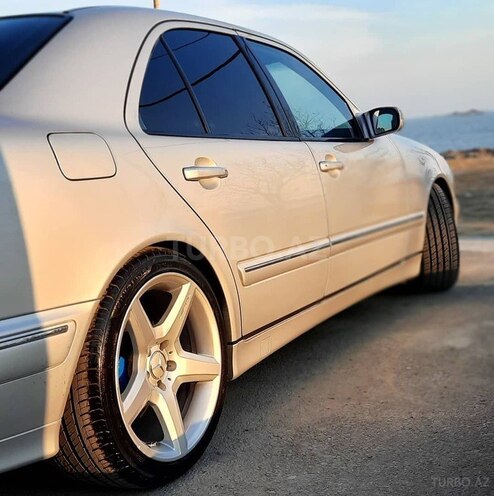 Mercedes E 200 2000, 218,000 km - 2.0 l - Bakı