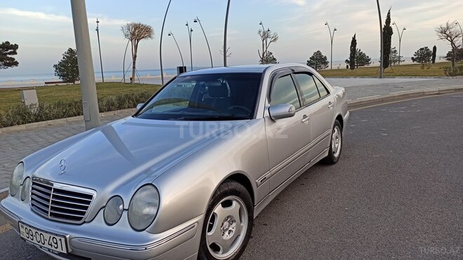 Mercedes E 220 2000, 396,000 km - 2.2 l - Bakı