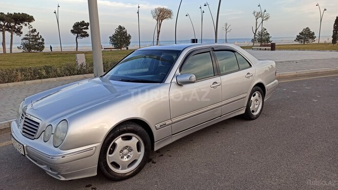 Mercedes E 220 2000, 396,000 km - 2.2 l - Bakı