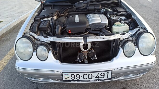 Mercedes E 220 2000, 396,000 km - 2.2 l - Bakı