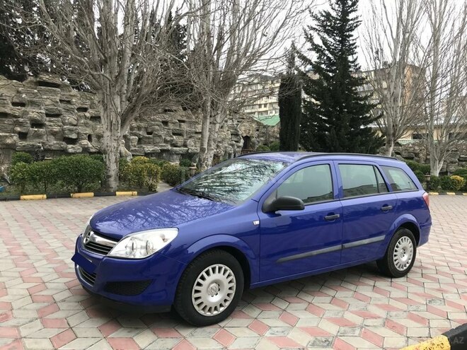Opel Astra 2009, 159,000 km - 1.3 л - Bakı