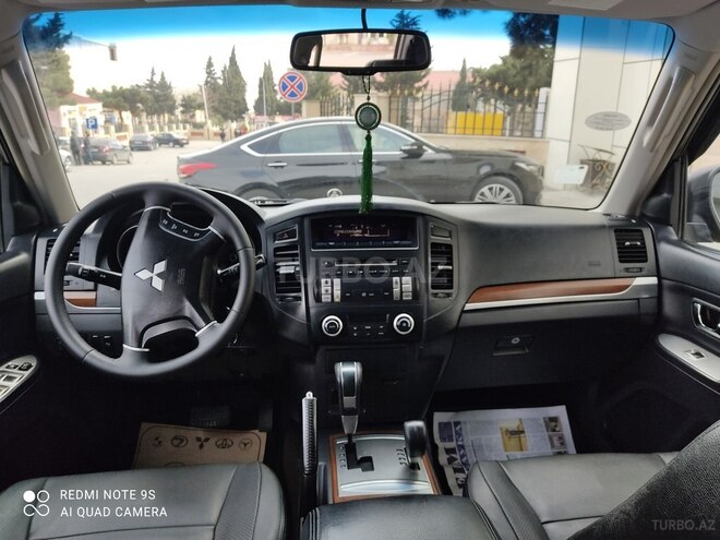 Mitsubishi Pajero 2007, 175,000 km - 3.0 l - Bakı