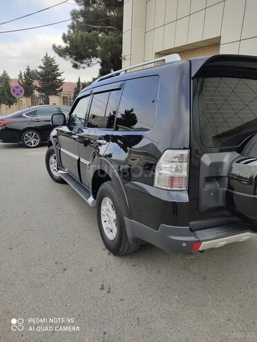 Mitsubishi Pajero 2007, 175,000 km - 3.0 l - Bakı