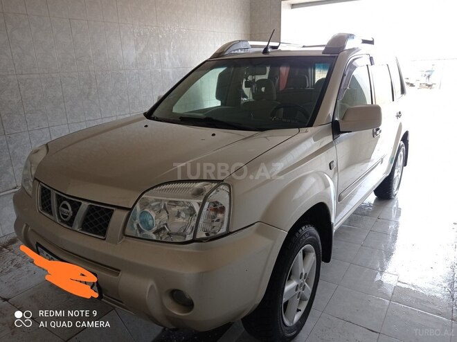 Nissan X-Trail 2006, 260,000 km - 2.0 l - Qobustan