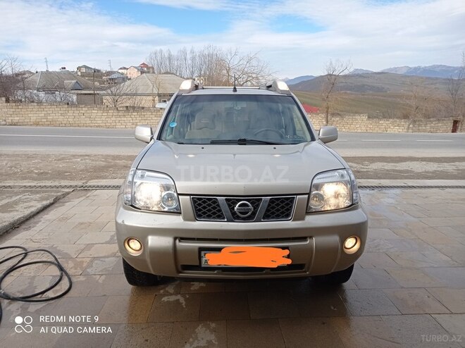 Nissan X-Trail 2006, 260,000 km - 2.0 l - Qobustan