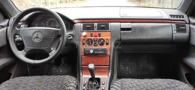 Mercedes E 200 1996, 475,000 km - 2.0 л - Bakı