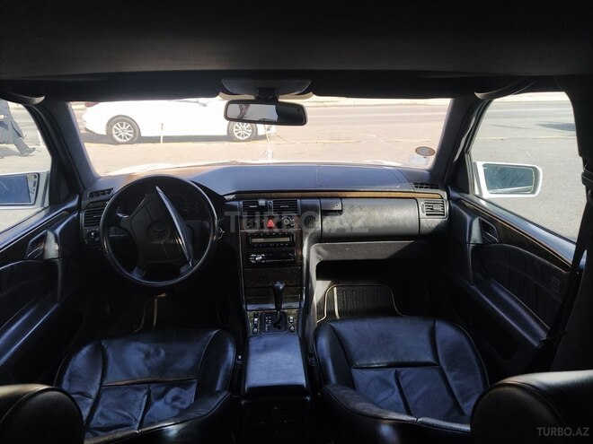 Mercedes E 240 1998, 560,000 km - 2.4 l - Bakı