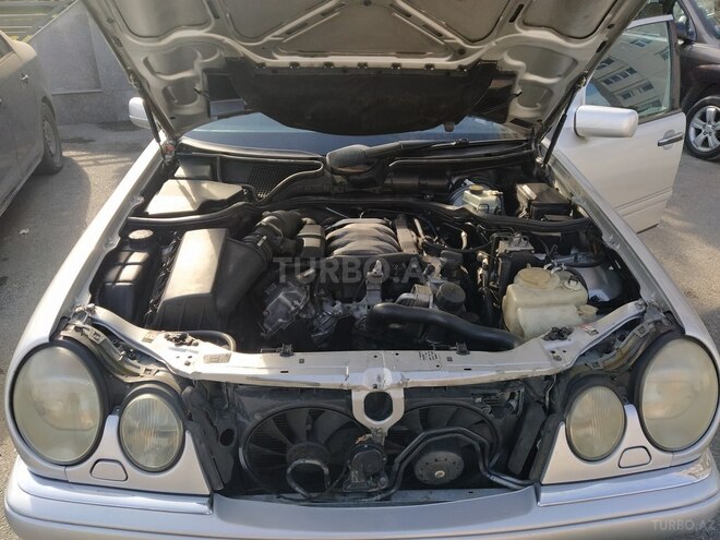 Mercedes E 240 1998, 560,000 km - 2.4 l - Bakı