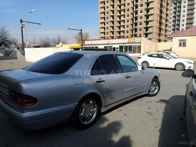 Mercedes E 240 1998, 560,000 km - 2.4 l - Bakı