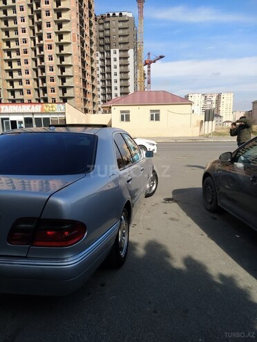 Mercedes E 240 1998, 560,000 km - 2.4 l - Bakı