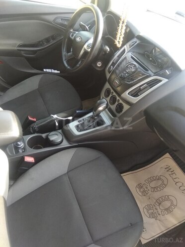 Ford Focus 2012, 235,000 km - 2.0 l - Bakı