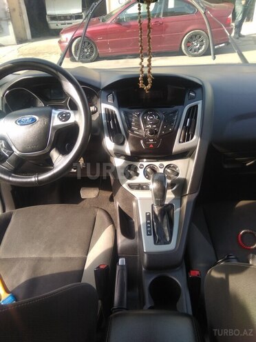 Ford Focus 2012, 235,000 km - 2.0 l - Bakı
