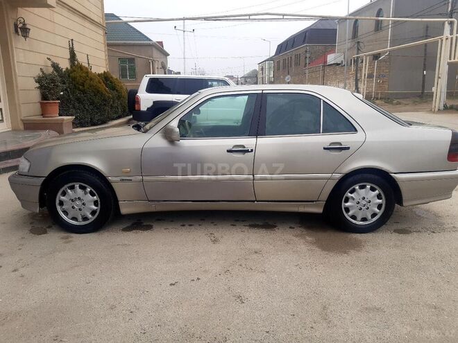 Mercedes C 220 1998, 580,000 km - 2.2 l - Bakı