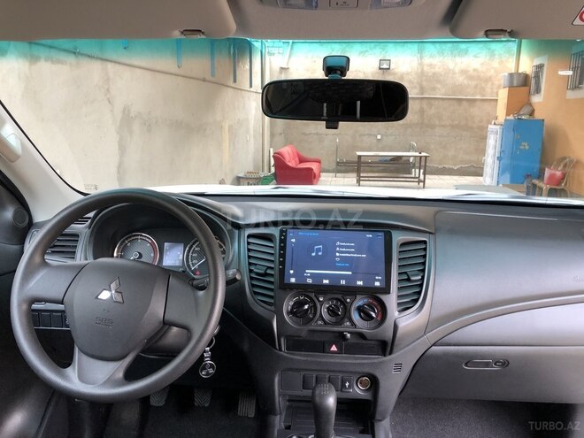 Mitsubishi L200 2020, 3,100 km - 2.4 л - Bakı