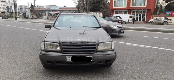 Mercedes C 180 1993, 294,600 km - 1.8 l - Bakı