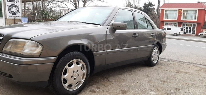 Mercedes C 180 1993, 294,600 km - 1.8 l - Bakı