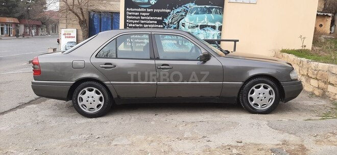 Mercedes C 180 1993, 294,600 km - 1.8 l - Bakı