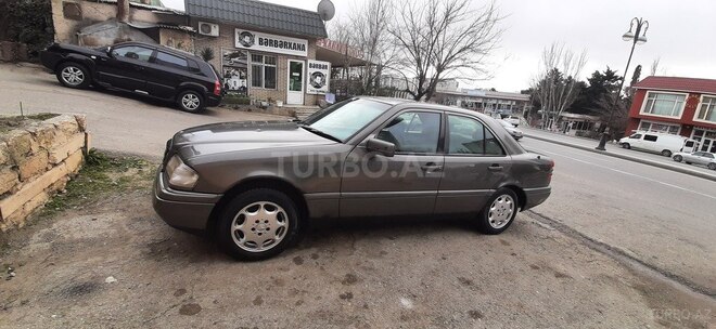 Mercedes C 180 1993, 294,600 km - 1.8 l - Bakı