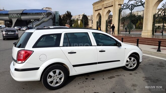 Opel Astra 2005, 160,000 km - 1.4 l - Bakı