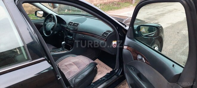 Mercedes E 220 2006, 322,357 km - 2.2 л - Bakı