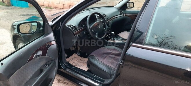 Mercedes E 220 2006, 322,357 km - 2.2 л - Bakı