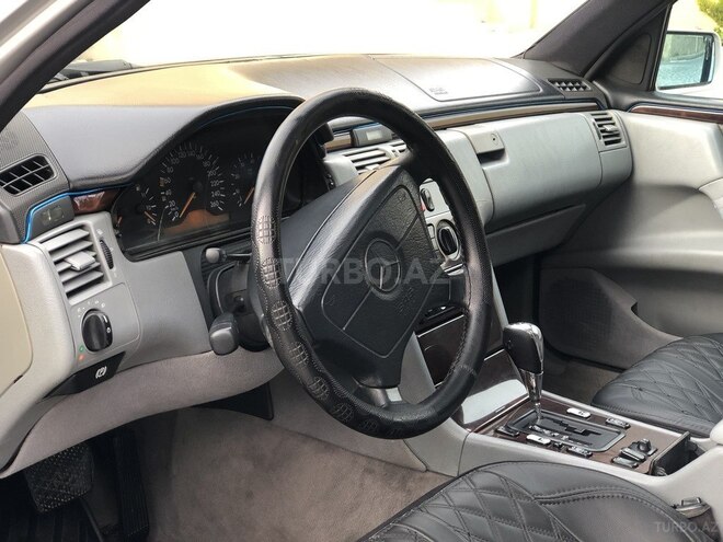 Mercedes E 280 1997, 524,000 km - 2.8 l - Bakı