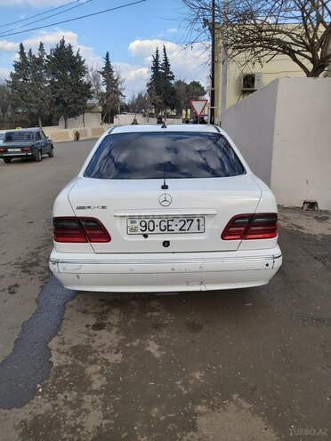 Mercedes E 300 1997, 300,000 km - 3.0 l - Qazax