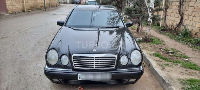 Mercedes E 240 1998, 250,000 km - 2.4 l - Bakı