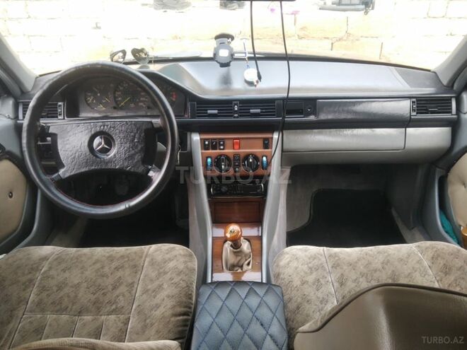 Mercedes E 200 1989, 555,555 km - 2.0 l - Bakı