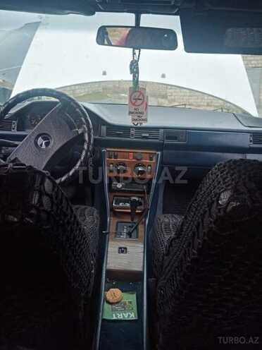 Mercedes E 250 1998, 357,000 km - 2.5 л - Bakı