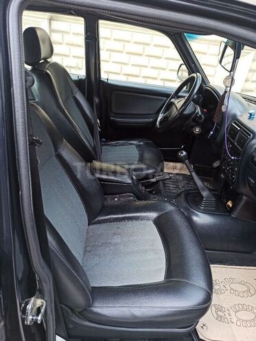 GAZ 31105 2005, 250,000 km - 2.3 l - Bakı