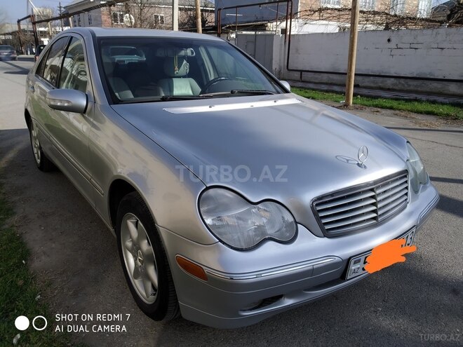 Mercedes C 240 2003, 271,578 km - 2.6 l - Salyan