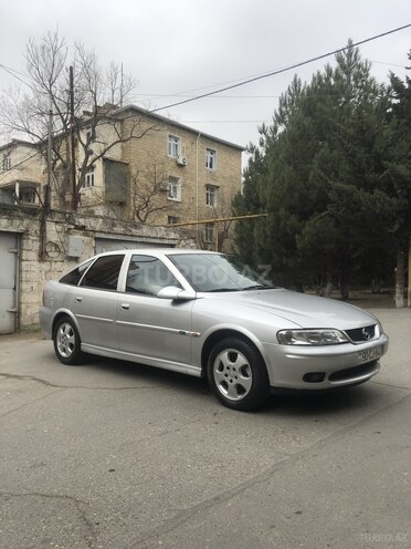 Opel Vectra 1999, 210,000 km - 1.6 l - Sumqayıt